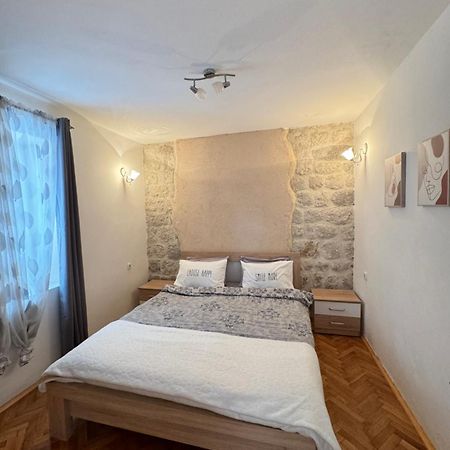 Cozy Little House Kotor Apartman Kültér fotó